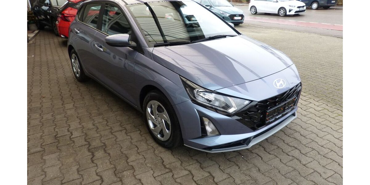 Hyundai i20 9.500 km 17.490 € Stadtbergen 86391
