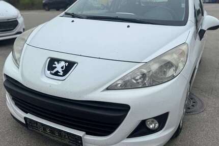 Peugeot 207 260.000 km 1.999 € Augsburg 86199