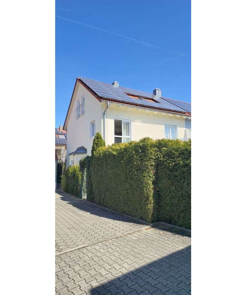 Haus zum Kaufen in Königsbrunn 659.000 € 145.55 m²