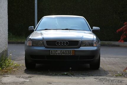 Audi A4 270.000 km 1.999 &euro; Friedberg 86316