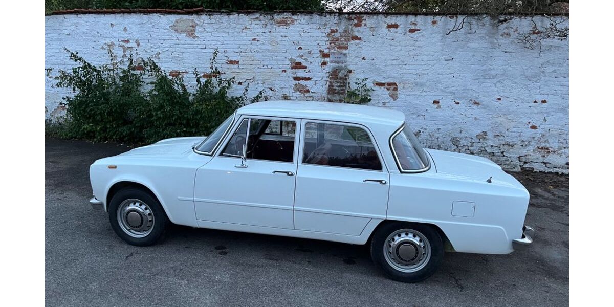 Alfa Romeo Giulia 124.000 km 18.000 &euro; Aichach 86551