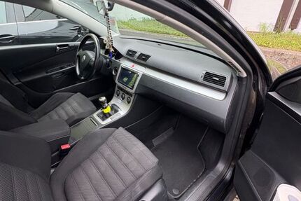 VW Passat 258.000 km 2.950 &euro; Augsburg 86159