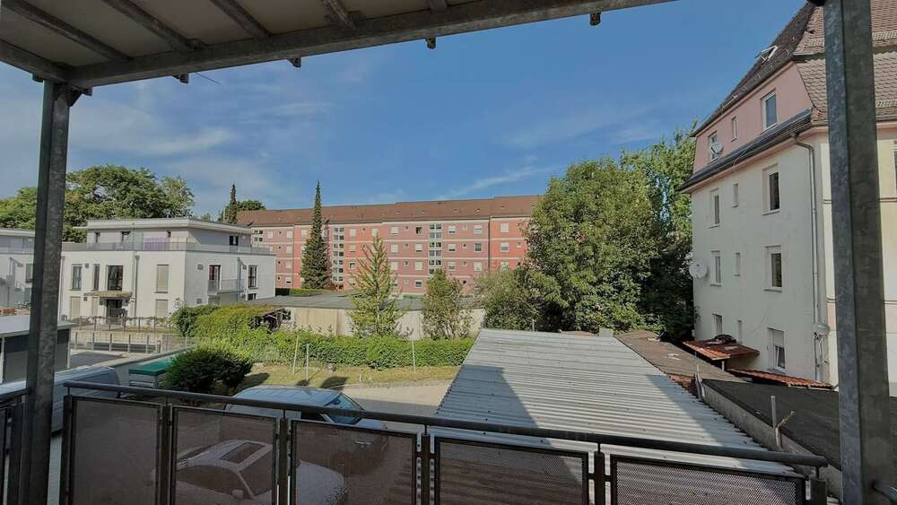 Etagenwohnung Augsburg Oberhausen - 3 Zimmer, 70 m&sup2;, 1.000&euro; | Angebot:27122000