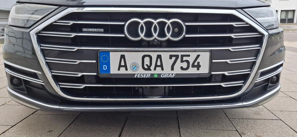 Audi A8 155.000 km 47.000 &euro; Augsburg 86199