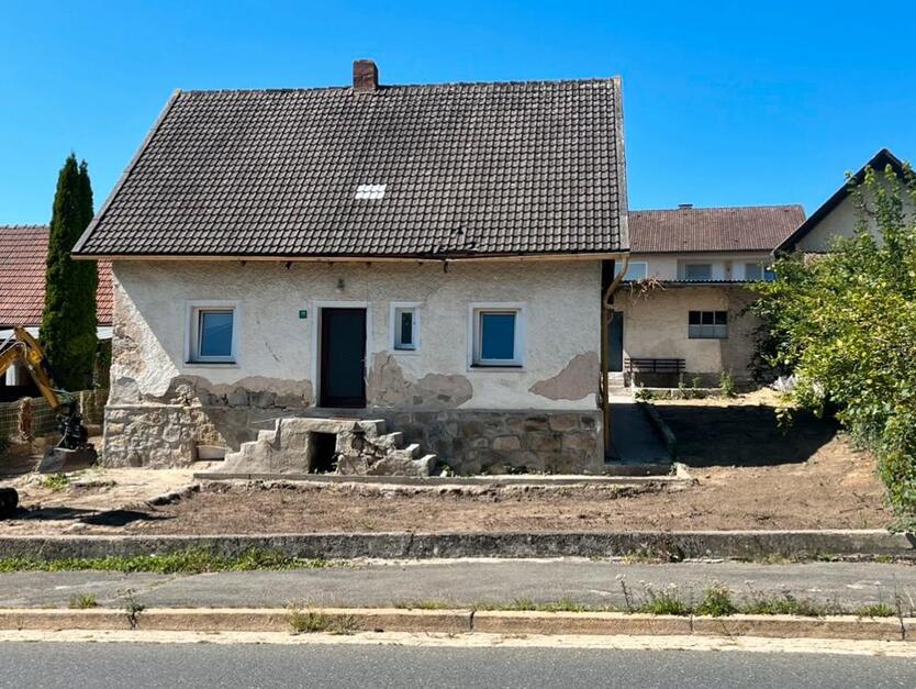 Haus mit Garten & Doppelgarage inkl Werksatt z