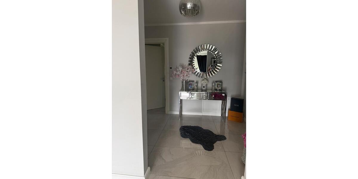 Terrassenwohnung Neusäß - 3 Zimmer, 87 m&sup2;, 1.550&euro; | Angebot:26348806