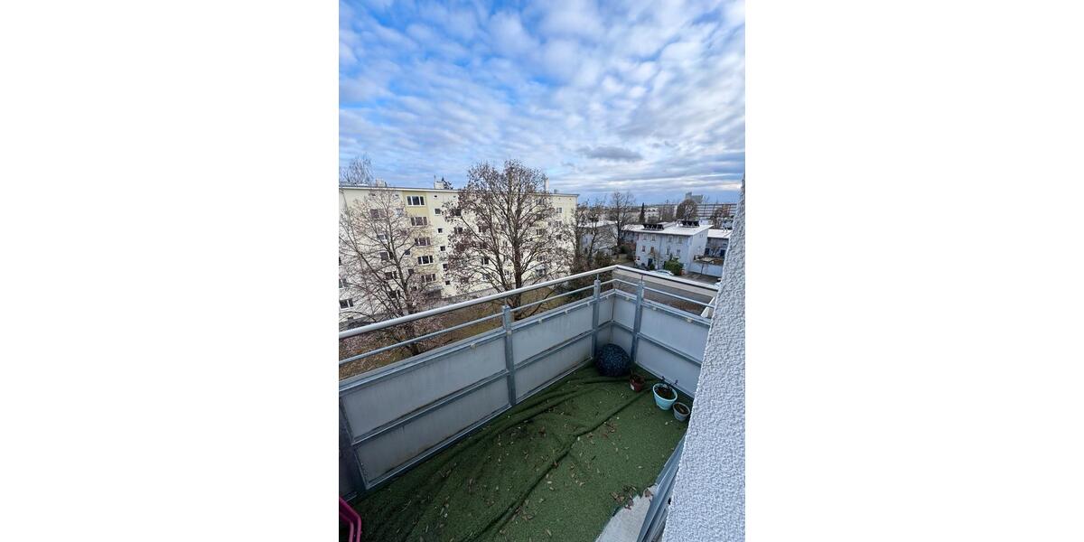 Etagenwohnung Augsburg Haunstetten-Siebenbrunn - 1 Zimmer, 40 m&sup2;, 615&euro; | Angebot:25379396