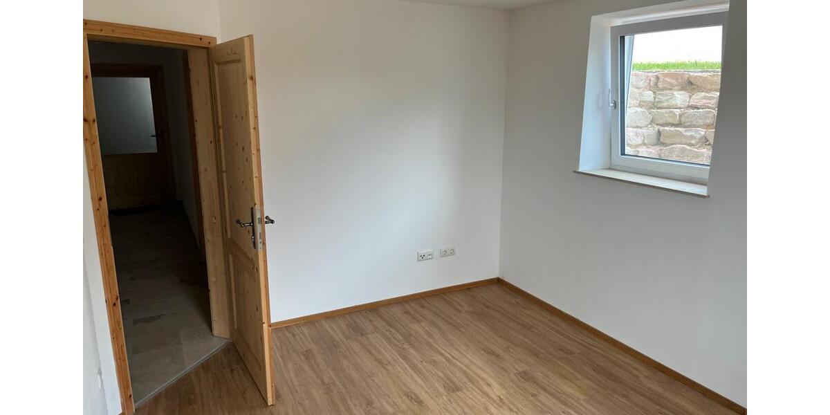 Dachgeschoßwohnung Steindorf - 4 Zimmer, 107 m&sup2;, 1.177&euro; | Angebot:26532046