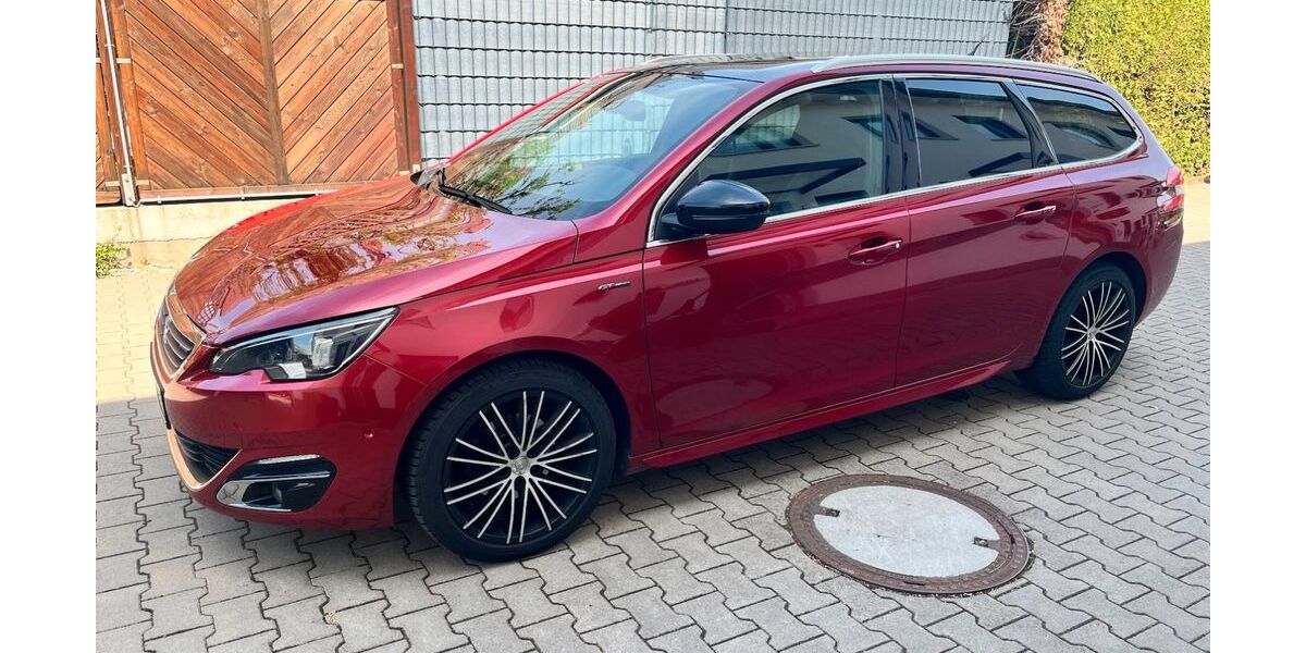 Peugeot 308 192.000 km 6.900 &euro; Kissing 86438