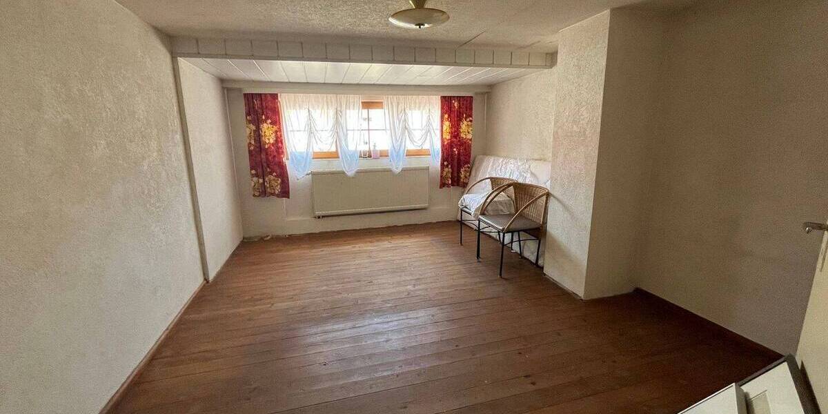 Doppelhaushälfte Buttenwiesen - 5 Zimmer, 80 m&sup2;, 155.000&euro; | Angebot:25733529