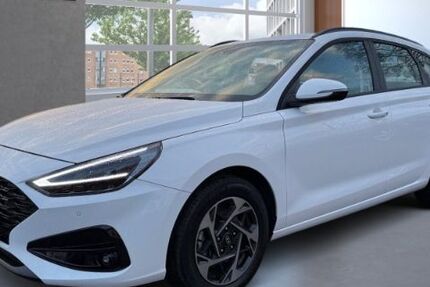 Hyundai i30 9.993 km 23.485 € Augsburg 86165