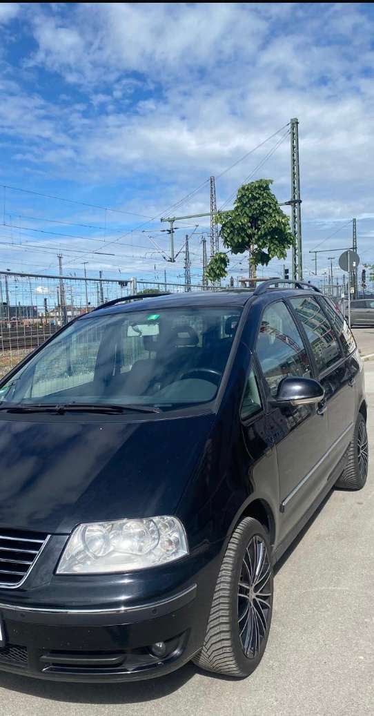 VW Sharan 280.000 km 4.000 € Augsburg 86152