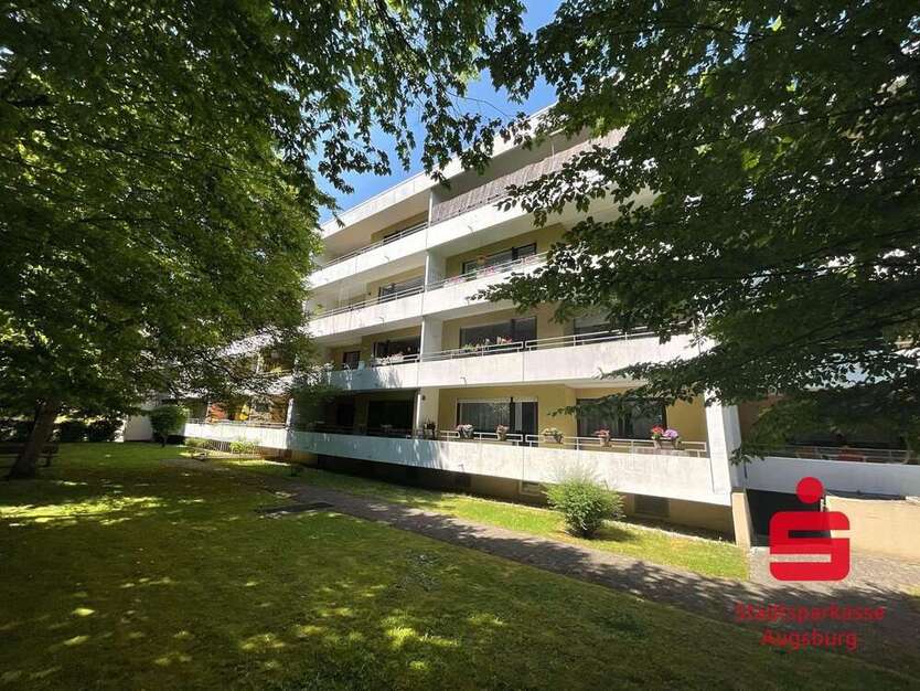Wohnung zum Kaufen in Augsburg 334.000 € 121.39 m²
