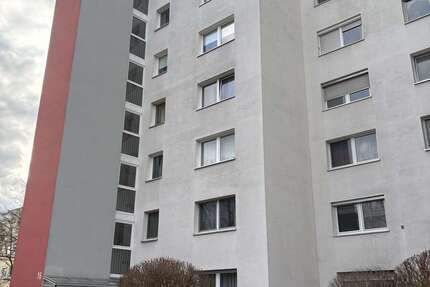 Wohnung Königsbrunn - 3 Zimmer, 72 m&sup2;, 215.000&euro; | Angebot:26770485