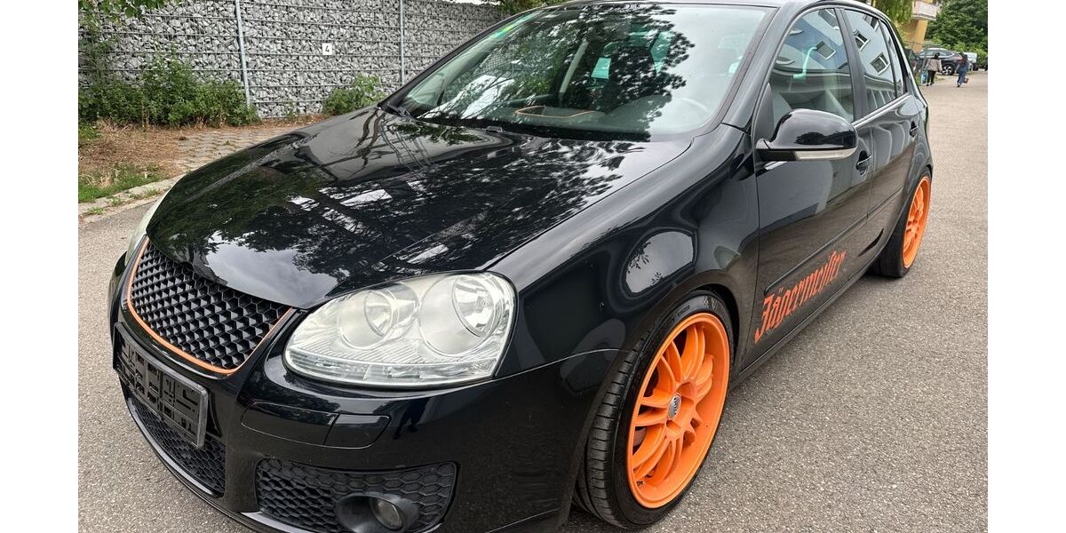 VW Golf 220.200 km 2.750 &euro; Augsburg 86154