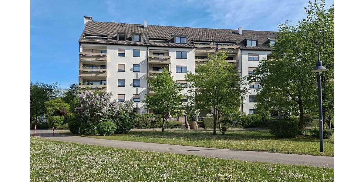 Etagenwohnung Augsburg Lechhausen - 4 Zimmer, 106 m&sup2;, 420.000&euro; | Angebot:26846306