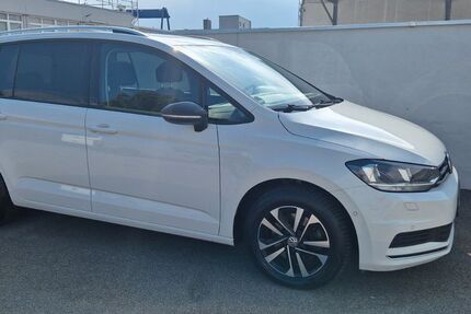 VW Touran 122.000 km 17.750 &euro; Königsbrunn 86343