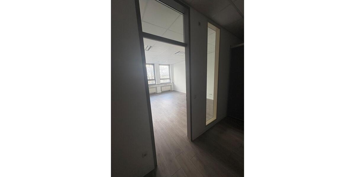 Gewerbeobjekt Augsburg Bergheim - 650&euro; | Angebot:26427355