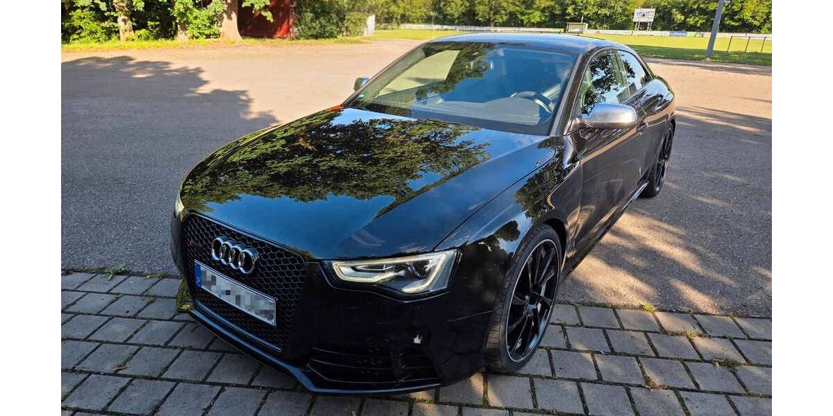 Audi RS5 169.800 km 22.900 &euro; Altenmünster 86450