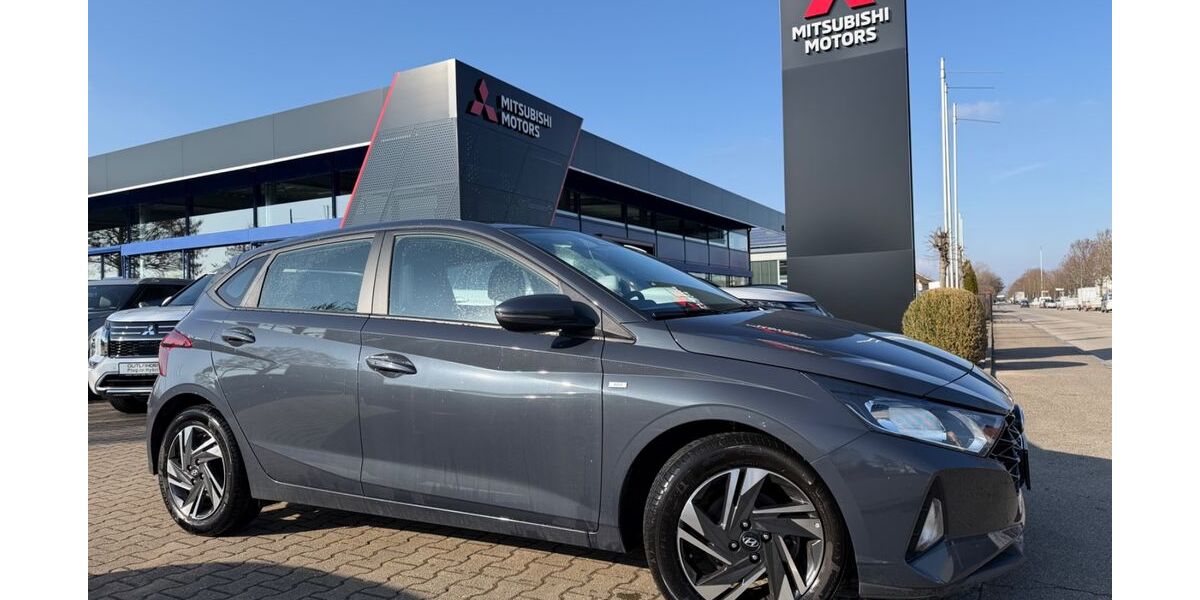 Hyundai i20 14.879 km 17.990 &euro; Königsbrunn 86343