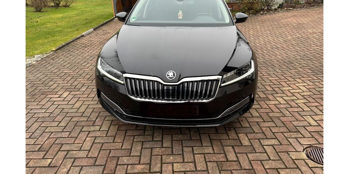 Skoda Superb 73.500 km 21.750 &euro; Laugna 86502