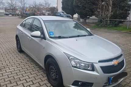 Chevrolet Cruze 118.000 km 3.499 &euro; Augsburg 86165