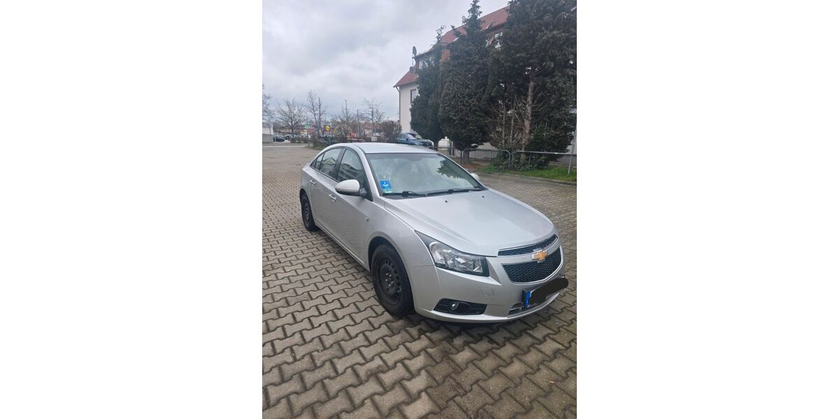 Chevrolet Cruze 118.000 km 3.499 &euro; Augsburg 86165
