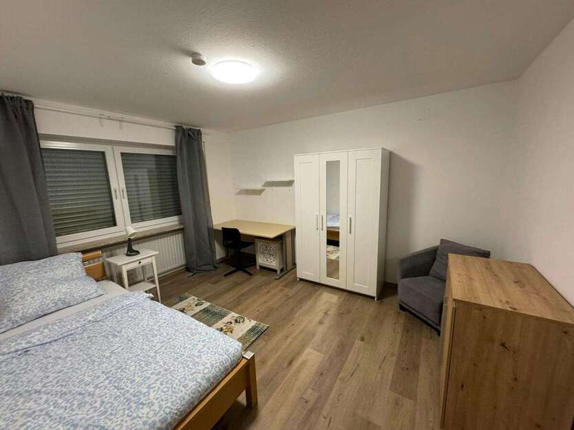 WG-Zimmer in Königsbrunn 650 € 14 m² zimmer