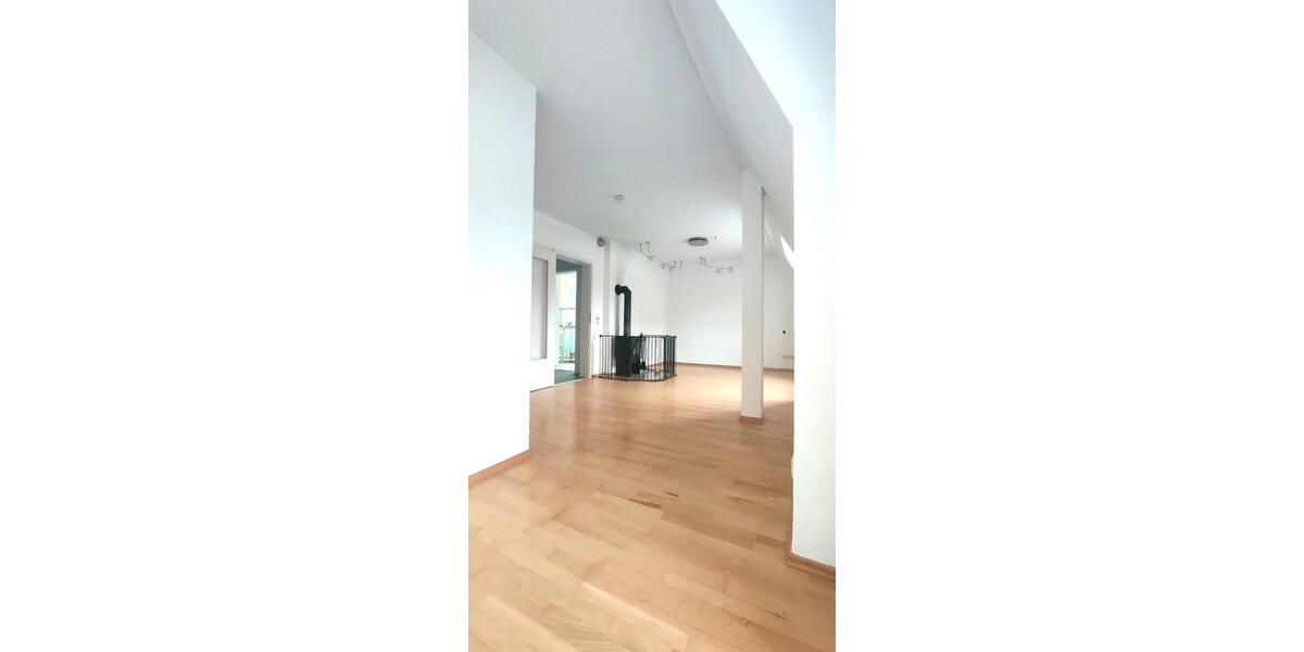 Dachgeschoßwohnung Augsburg Oberhausen - 3 Zimmer, 98 m&sup2;, 343.333&euro; | Angebot:26425419