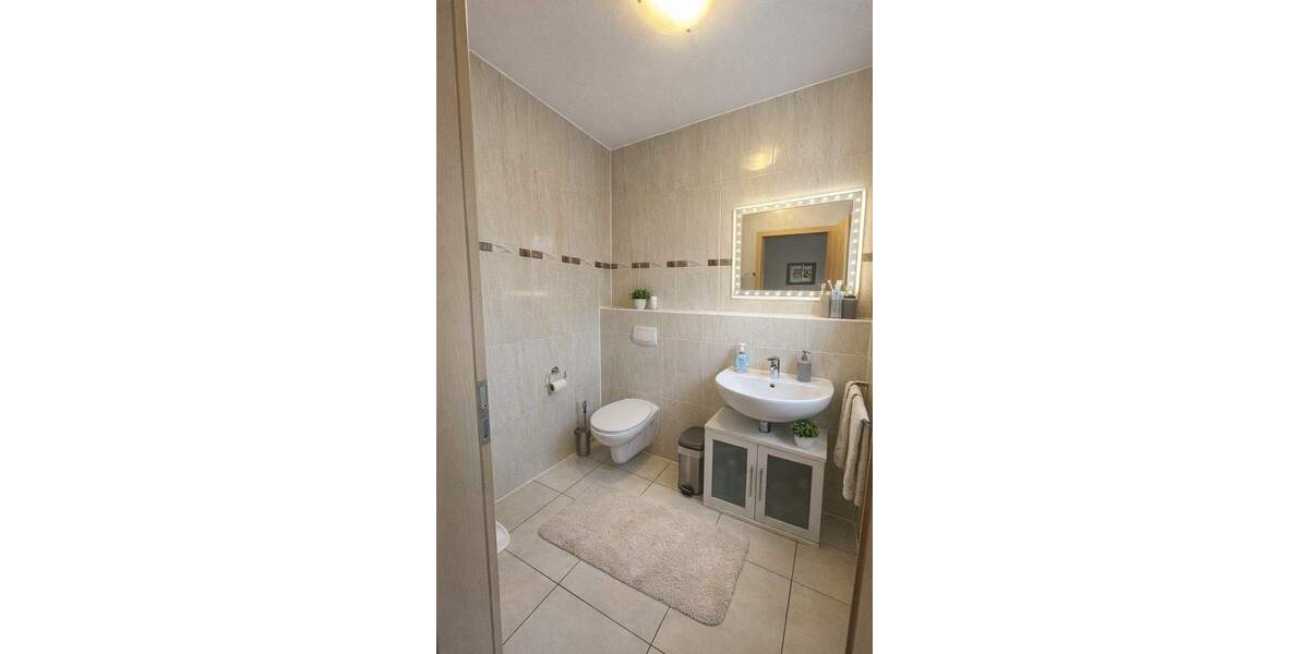 Doppelhaushälfte Augsburg Lechhausen - 7 Zimmer, 182 m&sup2;, 930.000&euro; | Angebot:25804002