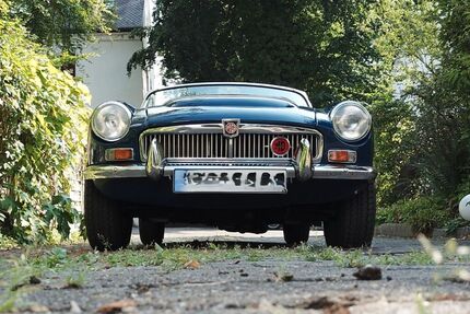 MG Andere 22.435 km 25.900 &euro; Augsburg 86199