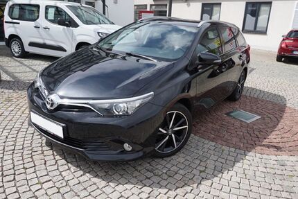 Toyota Auris Touring Sports 198.470 km 7.290 &euro; Lagerlechfeld 86836