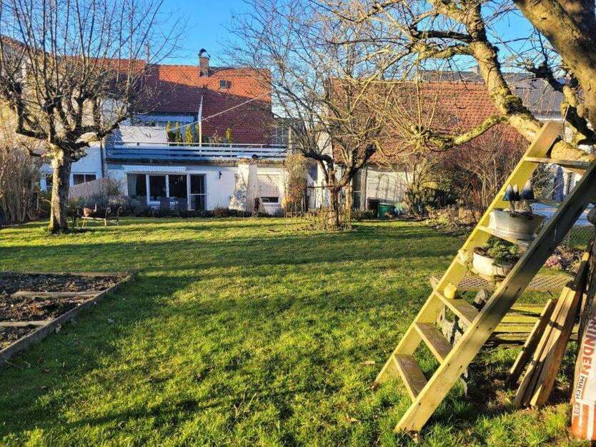 Haus zum Kaufen in Friedberg 679.500 € 135 m²