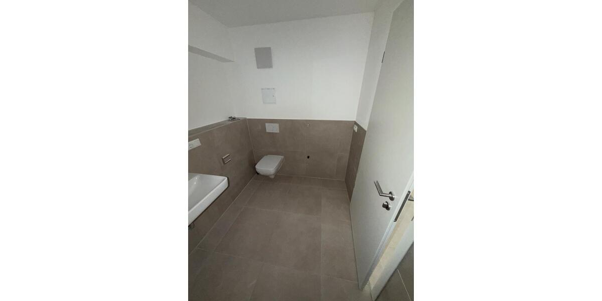 Etagenwohnung Mering - 3 Zimmer, 81 m&sup2;, 1.465&euro; | Angebot:24851771