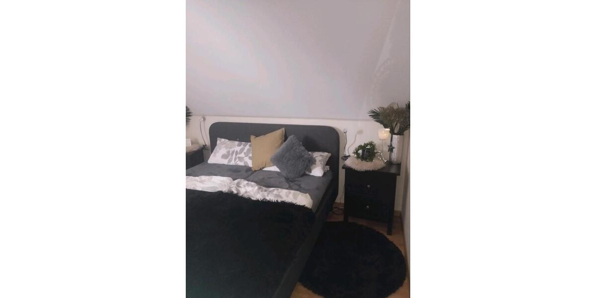 Dachgeschoßwohnung Aichach - 2 Zimmer, 51 m&sup2;, 830&euro; | Angebot:26480055