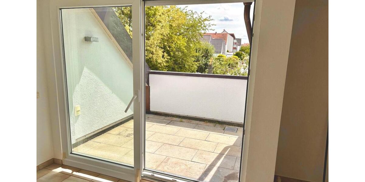 Dachgeschoßwohnung Mering - 3 Zimmer, 84 m&sup2;, 1.080&euro; | Angebot:25054727