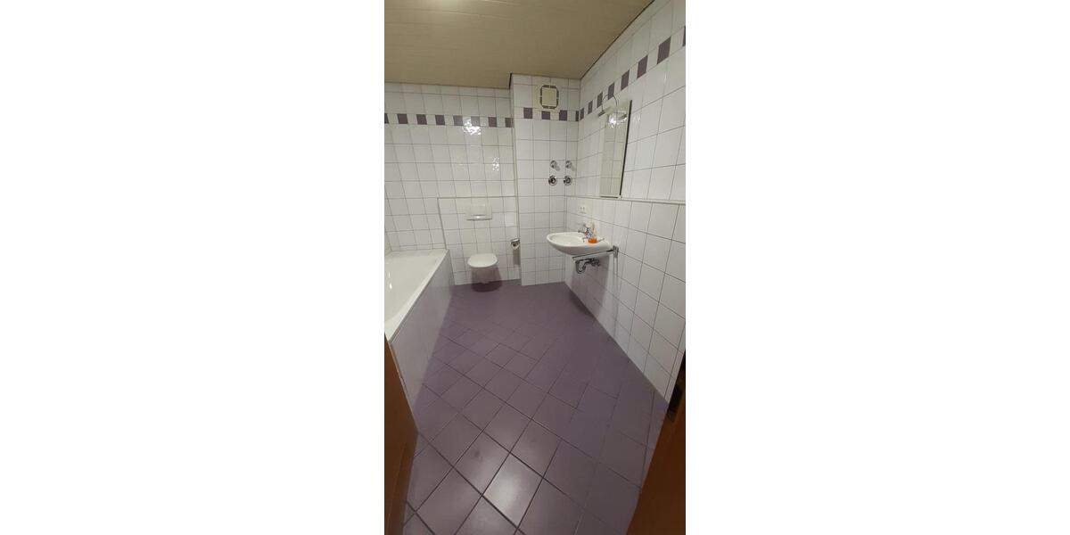 Dachgeschoßwohnung Aichach - 3 Zimmer, 67 m&sup2;, 320.000&euro; | Angebot:26931234