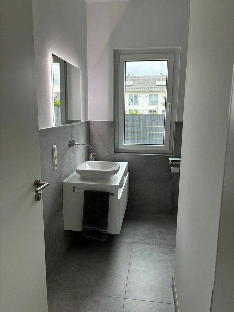 Neuwertiges Einfamilienhaus in ruhiger Traumlage in Steppach