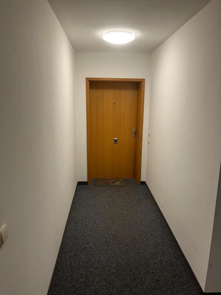 3 Zimmer Wohnung inklusive Kellerabteil und Tiefgaragenstellplatz zimmer