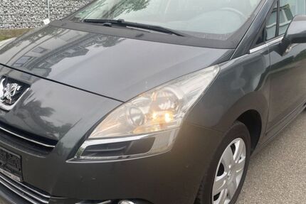 Peugeot 5008 135.700 km 1.999 &euro; Augsburg 86154