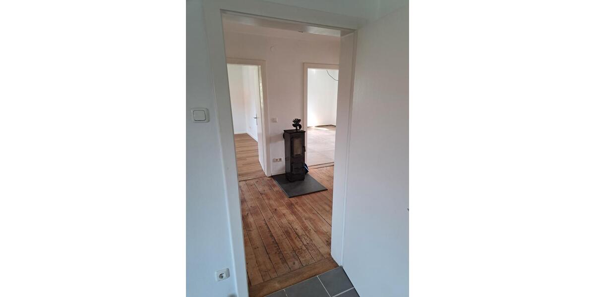 Etagenwohnung Welden - 2 Zimmer, 83 m&sup2;, 900&euro; | Angebot:26610669