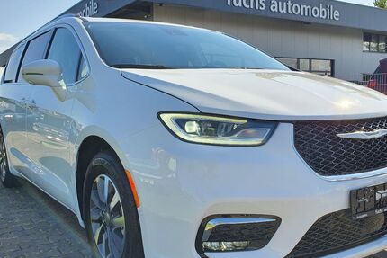 Chrysler Pacifica 52.307 km 46.990 € Augsburg 86165