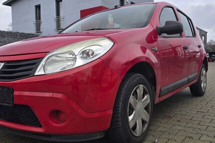 Dacia Sandero 183.000 km 990 &euro; Augsburg 86167