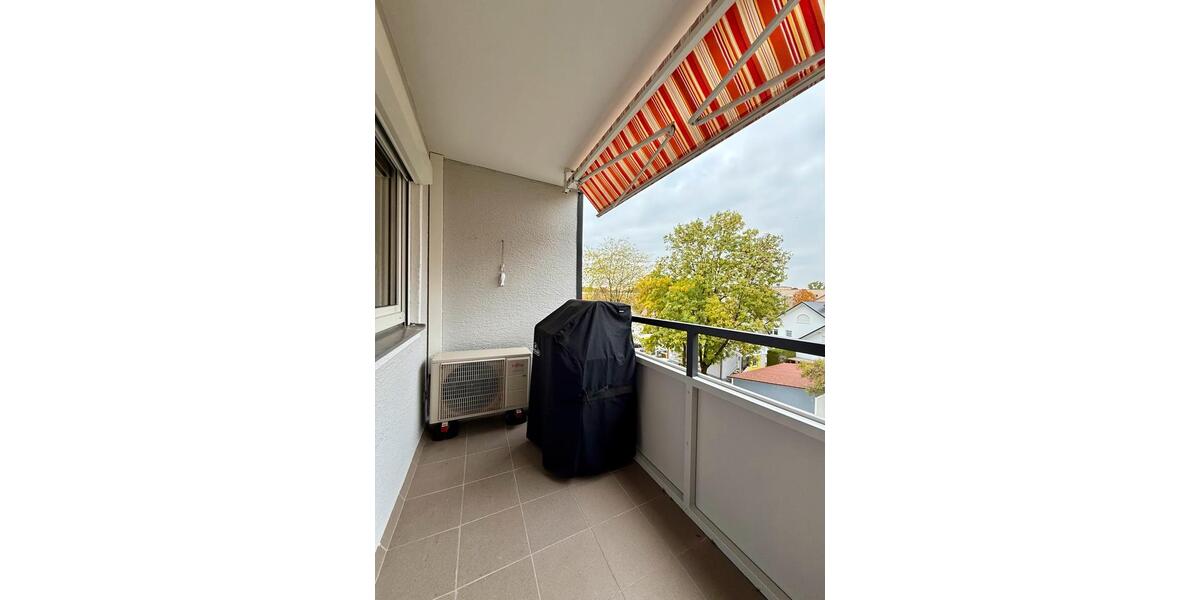 Dachgeschoßwohnung Augsburg Lechhausen - 3 Zimmer, 445.000&euro; | Angebot:23082534