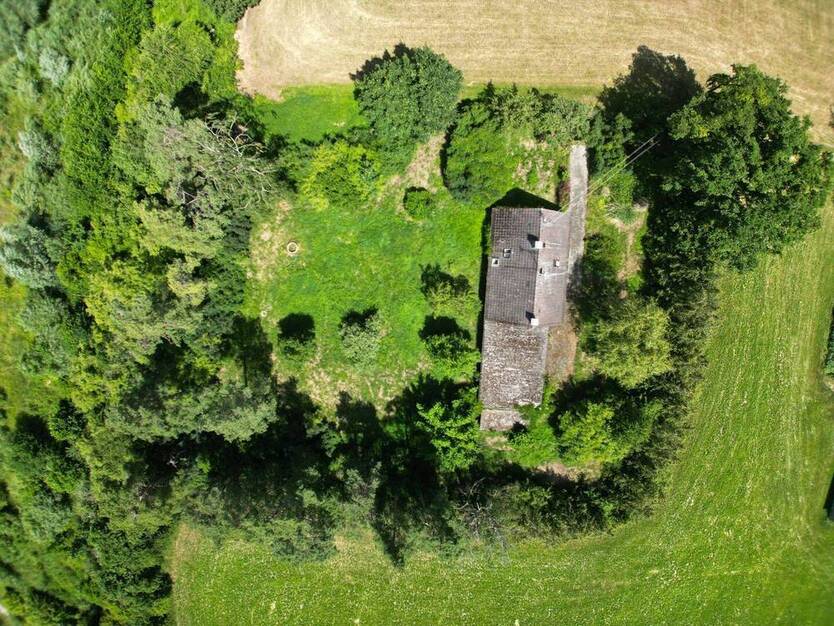 ALLEINLAGE - PLATZ - NEUBAUREALISIERUNG - Baugrundstück im Außenbereich von Hurlach
