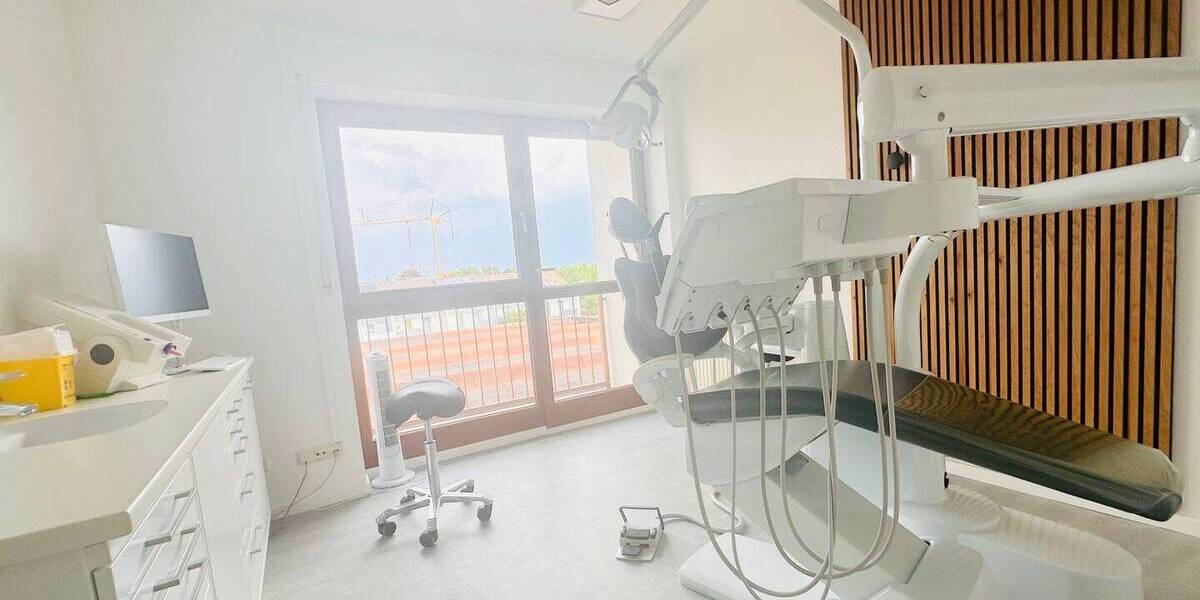 Gewerbeobjekt Königsbrunn - 8 Zimmer, 105 m&sup2;, 399.000&euro; | Angebot:26930907