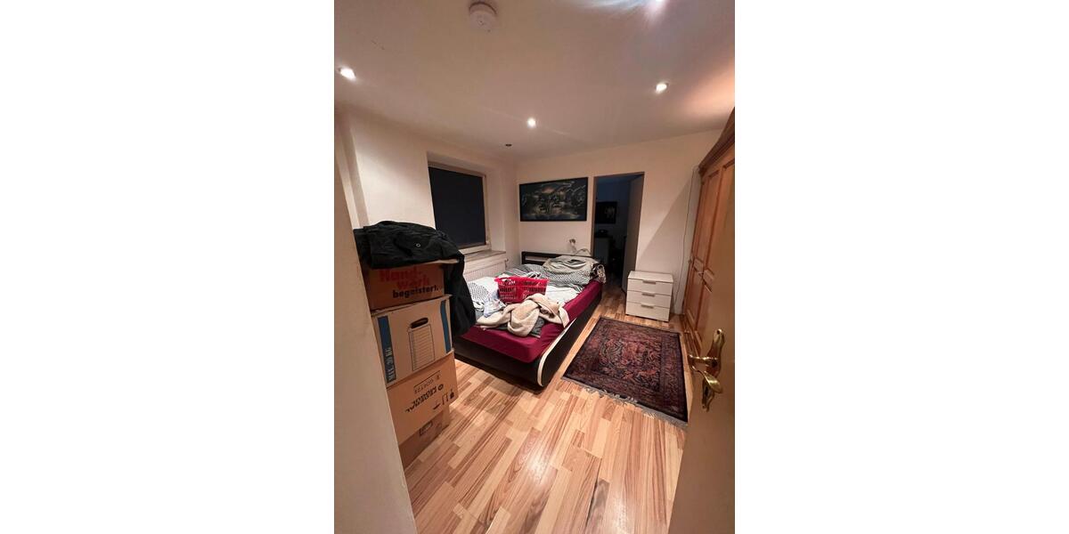 Erdgeschoßwohnung Augsburg Oberhausen - 2.5 Zimmer, 67 m&sup2;, 290.000&euro; | Angebot:26961352