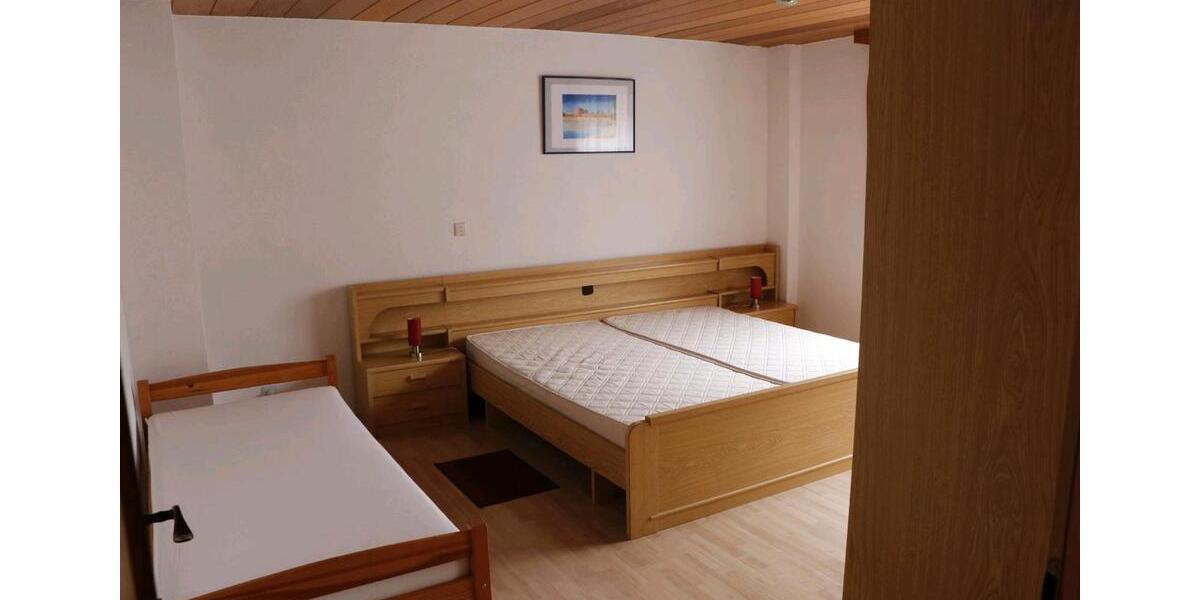 Mehrfamilienhaus, Wohnhaus Fischach - 8 Zimmer, 190 m&sup2;, 399.999&euro; | Angebot:25168799