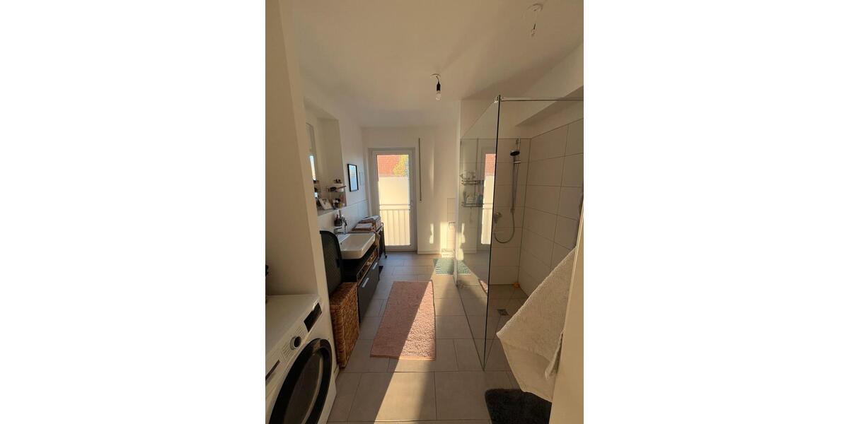 Dachgeschoßwohnung Dinkelscherben - 3 Zimmer, 88 m&sup2;, 1.563&euro; | Angebot:26337865