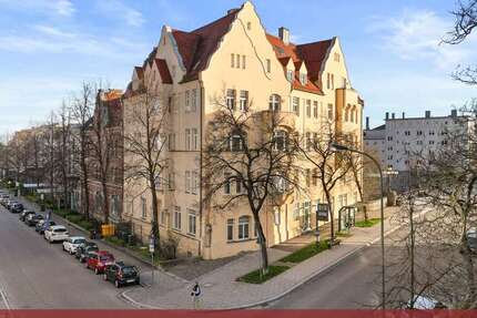 Wohnung zum Kaufen in Augsburg 570.000 € 99.26 m² 3.5 zimmer